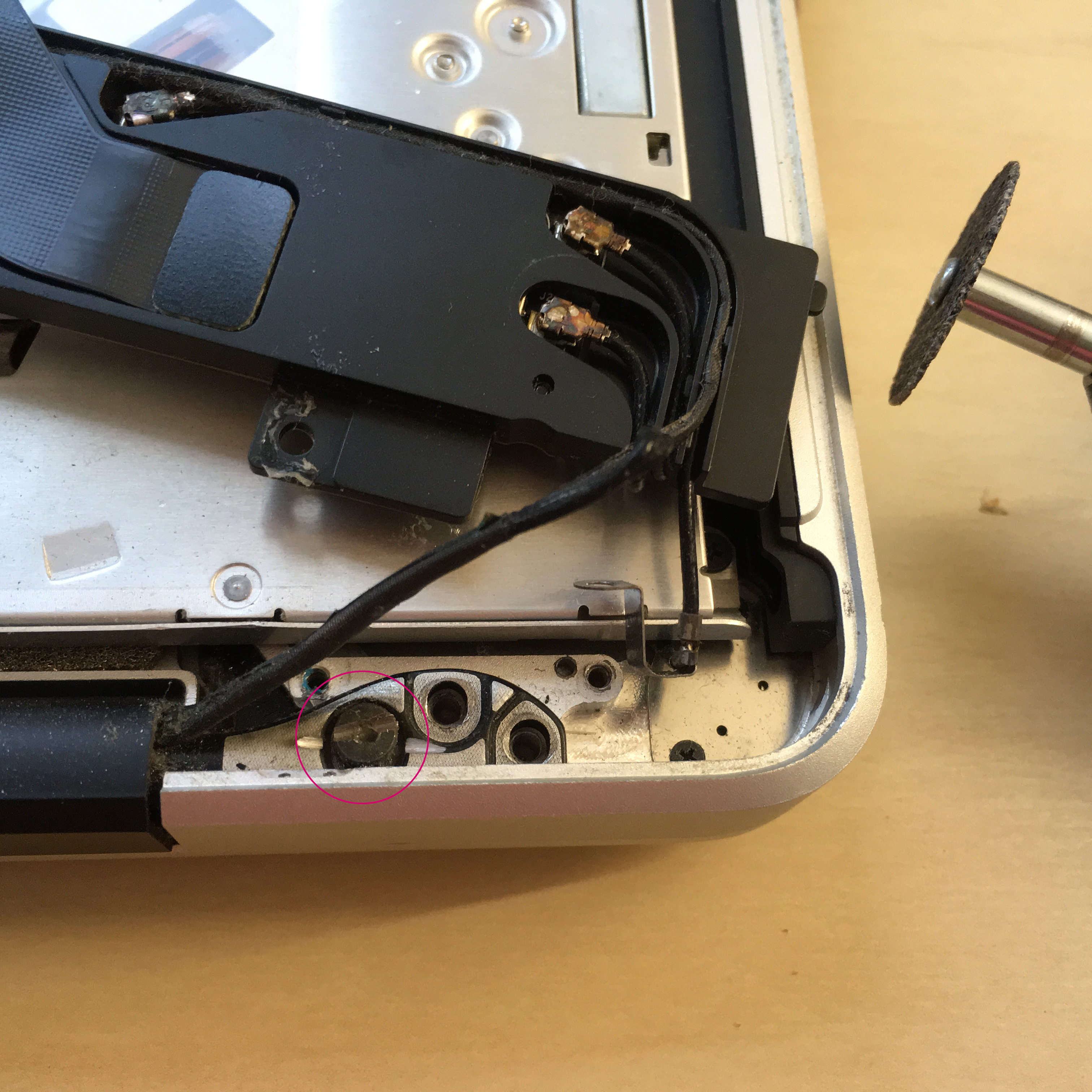 Macbook repairs Macbook LCD replacement